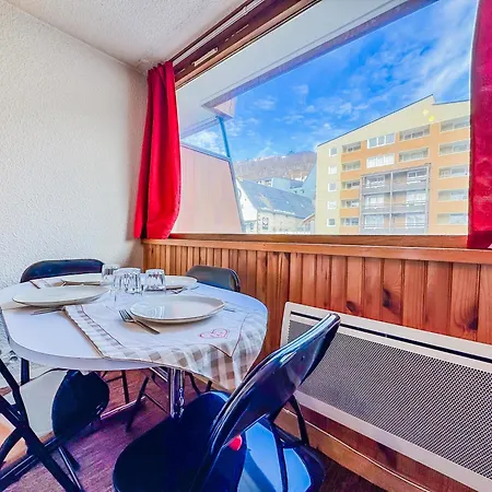 Cosy A Super Vue Proche Pistes Апартаменты *